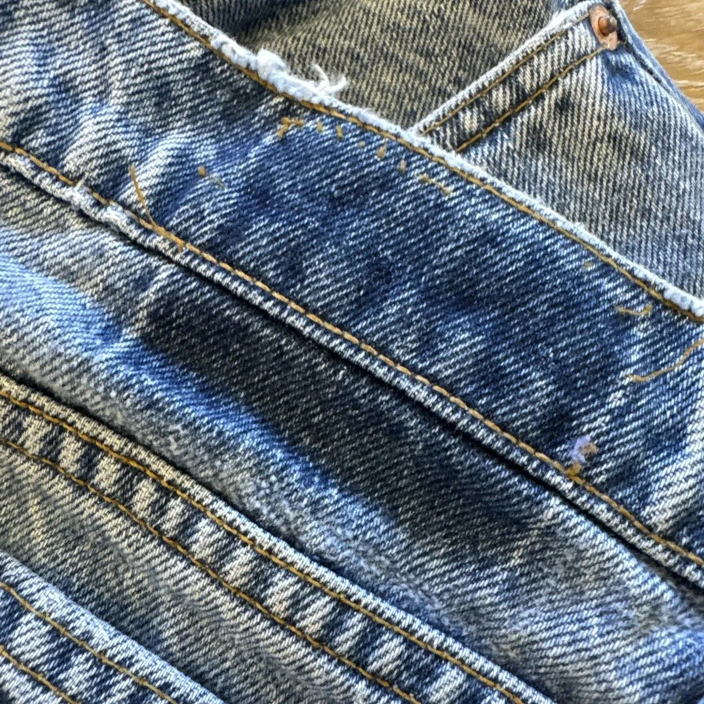 Vintage Levis 550 Jeans Mens 34 x 30 Relaxed Fit Straight Leg Denim 90s‎